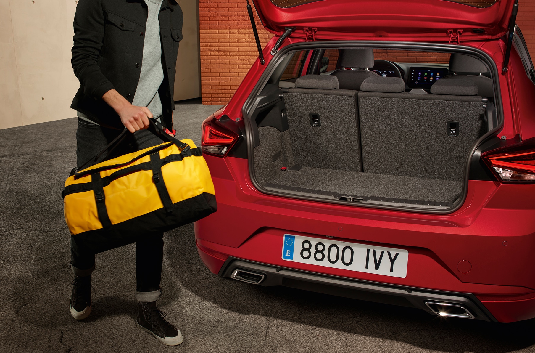seat ibiza boot capacity